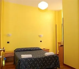 Sun Moon Roma